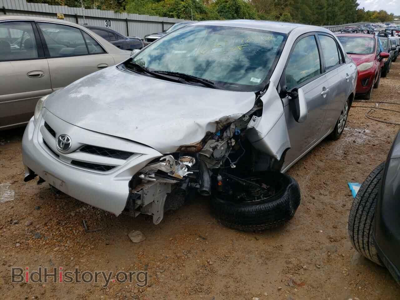 2011 TOYOTA COROLLA - VIN: 2T1BU4EE4BC727708 - Photo 2