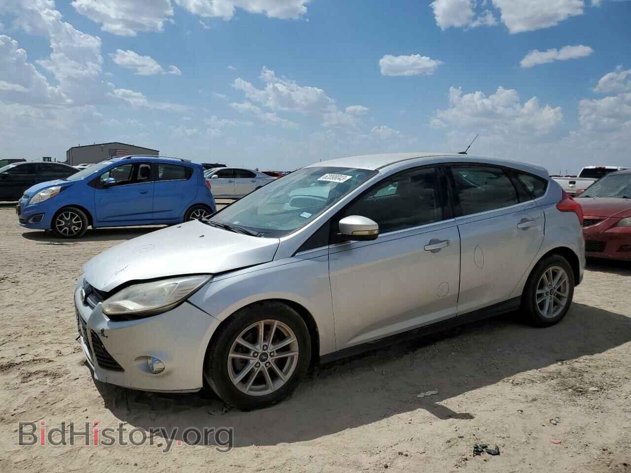 Фотография 1FAHP3M24CL374941 - FORD FOCUS 2012