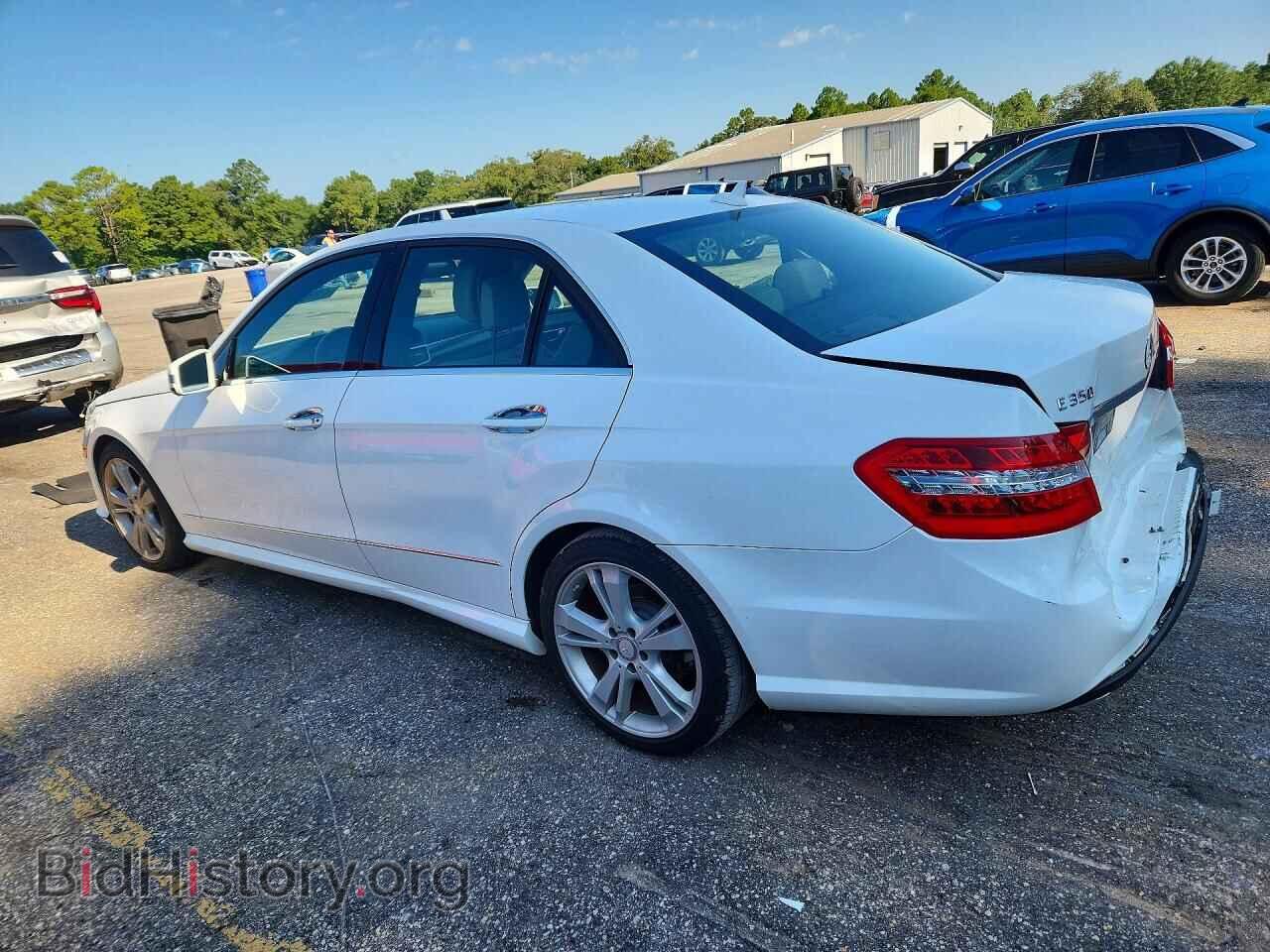 2013 MERCEDES-BENZ E-CLASS - VIN: WDDHF5KB1DA772641 - Photo 2