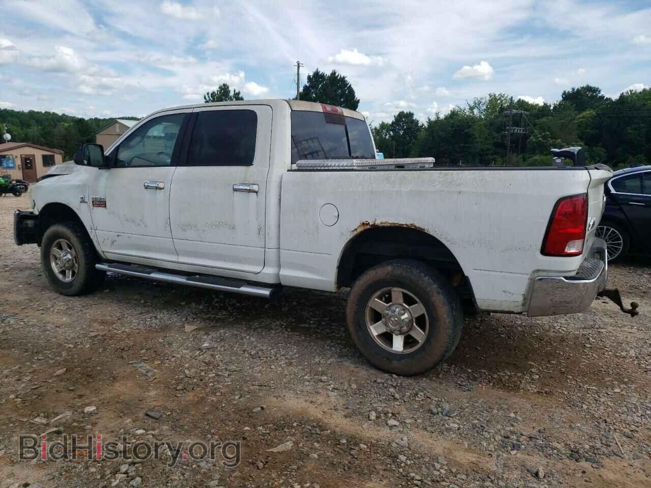 2011 DODGE All Models - VIN: 3D7UT2CL2BG572217 - Photo 2