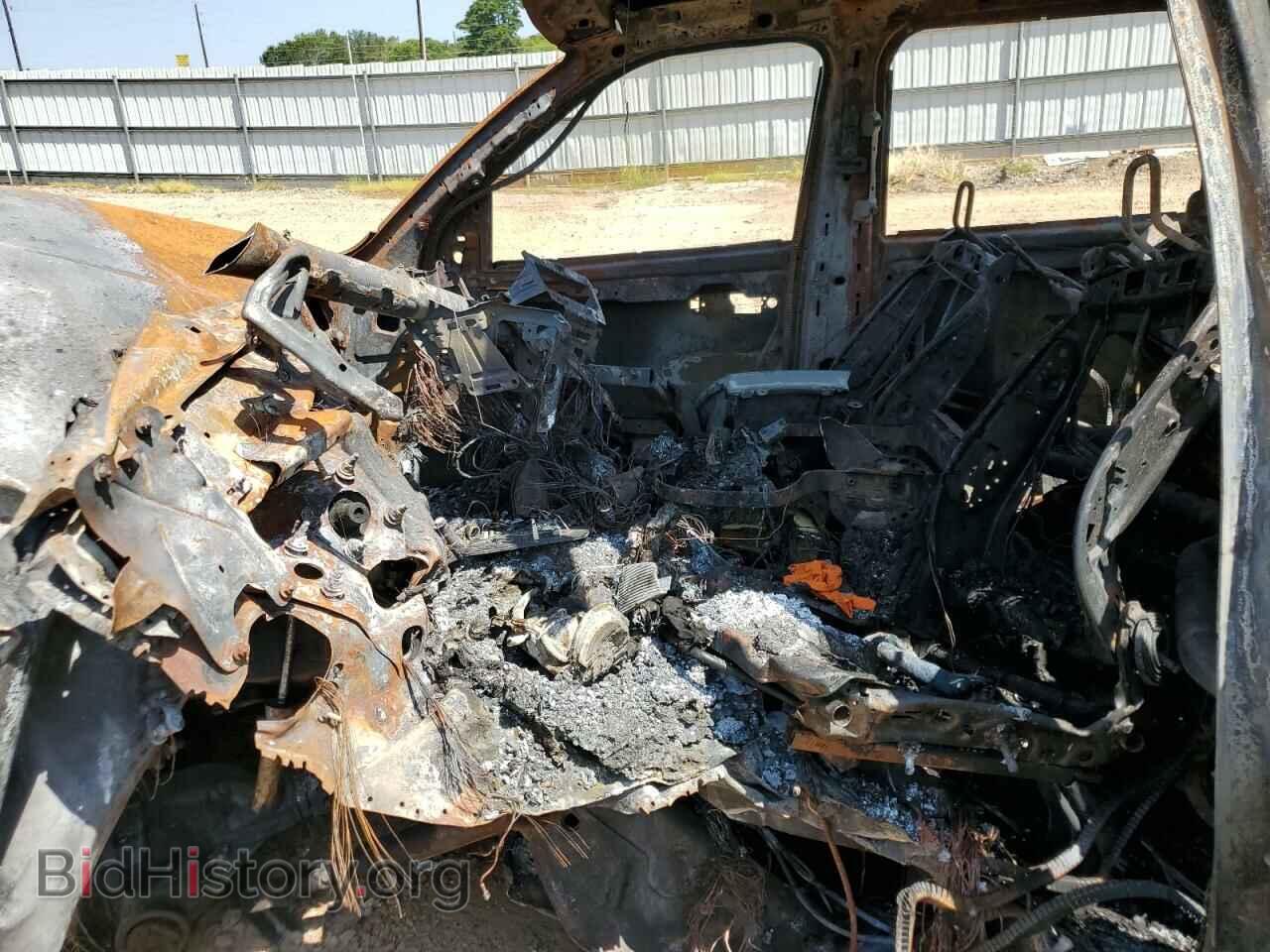 2018 RAM All Models - VIN: 3C6UR5CL2JG202353 - Photo 7