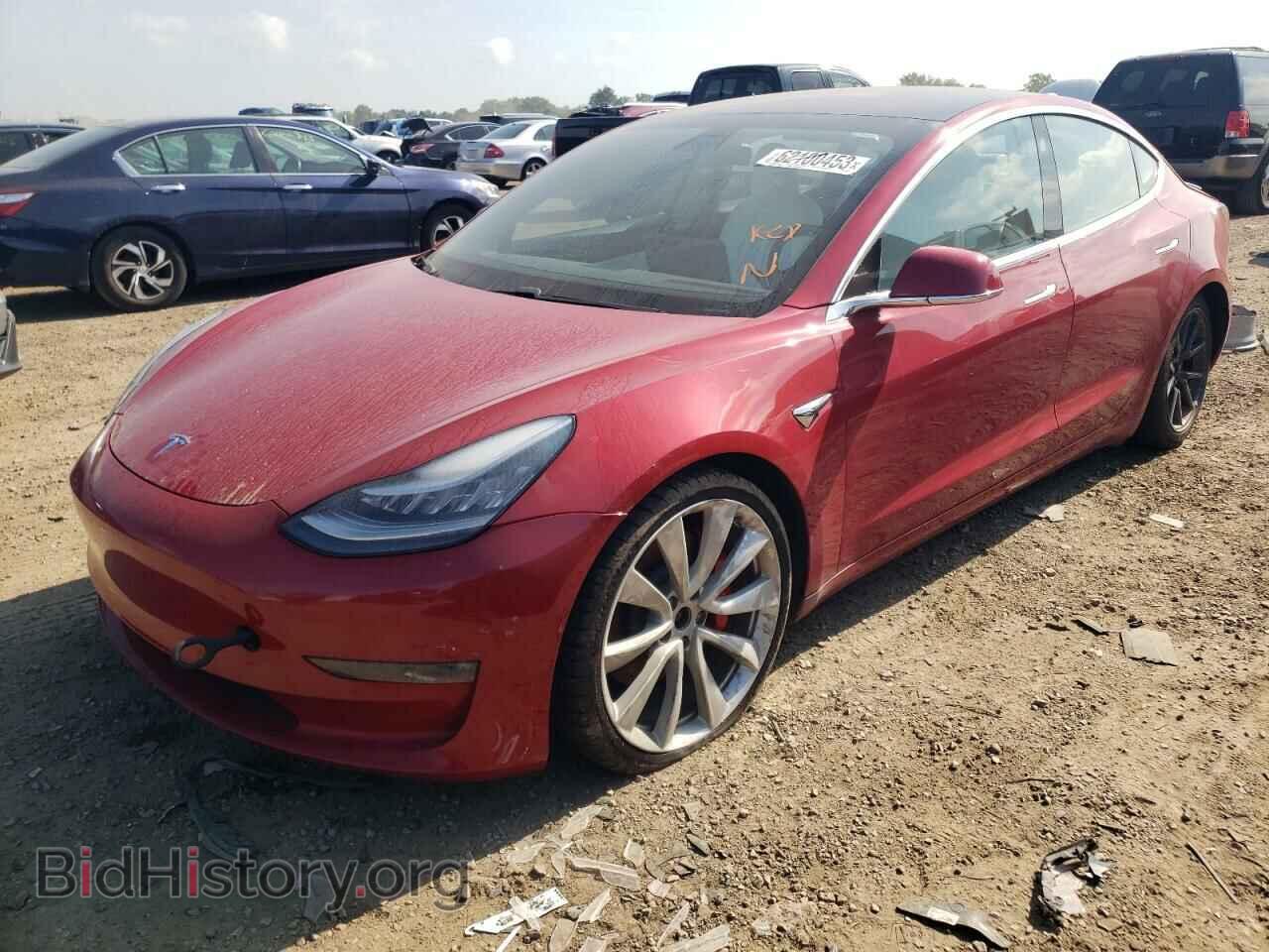 Фотография 5YJ3E1EB4JF063376 - TESLA MODEL 3 2018