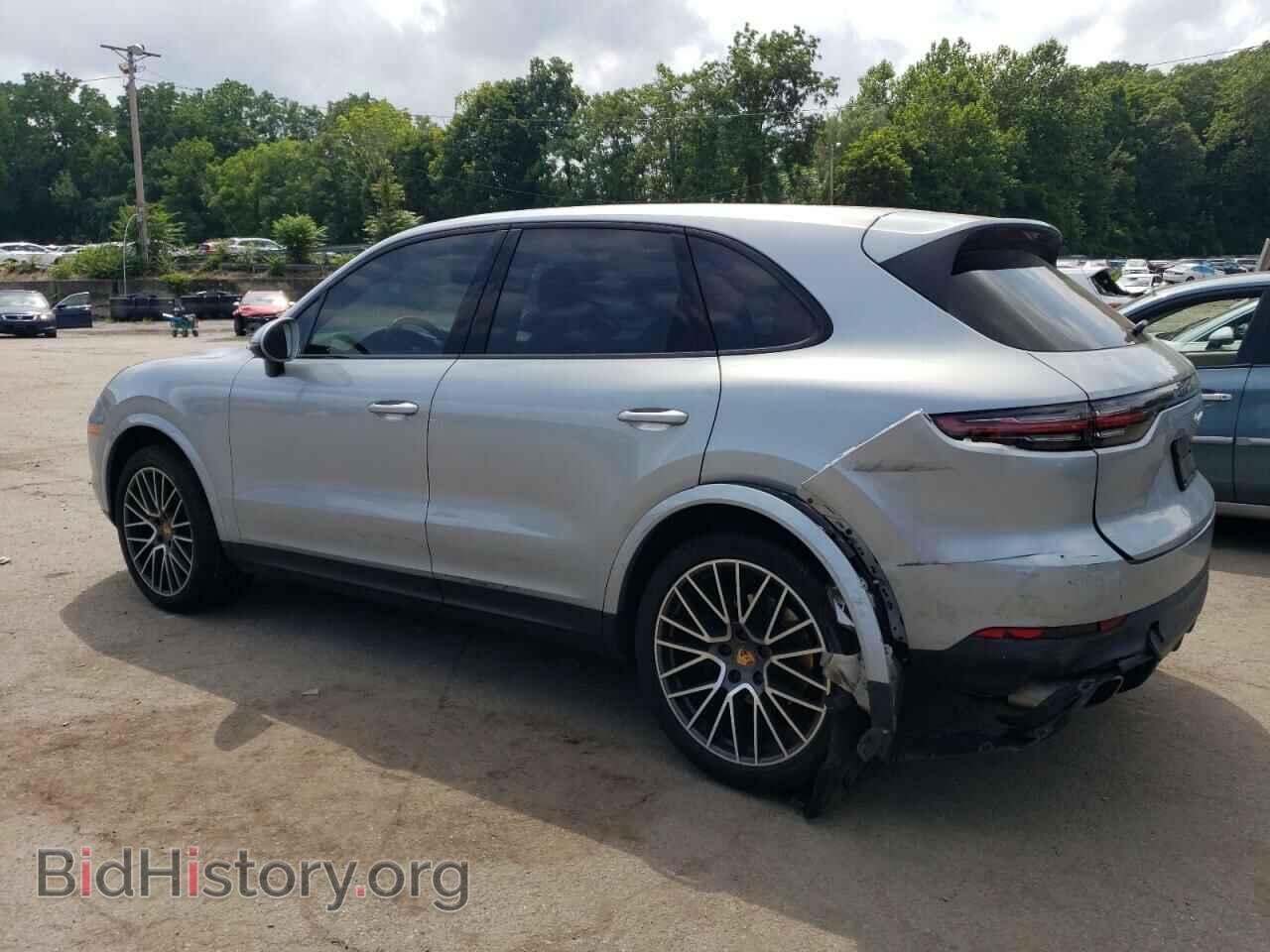 2020 PORSCHE CAYENNE - VIN: WP1AA2AY5LDA09886 - Photo 2