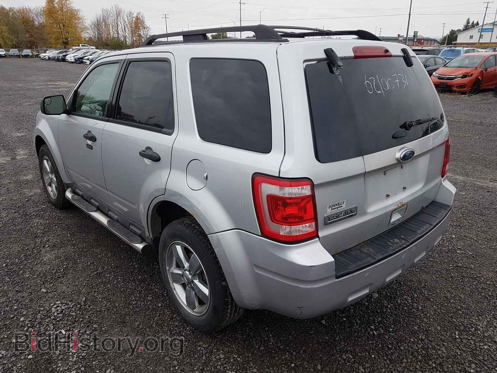2011 FORD ESCAPE - VIN: 1FMCU0D77BKC32171 - Фото 3
