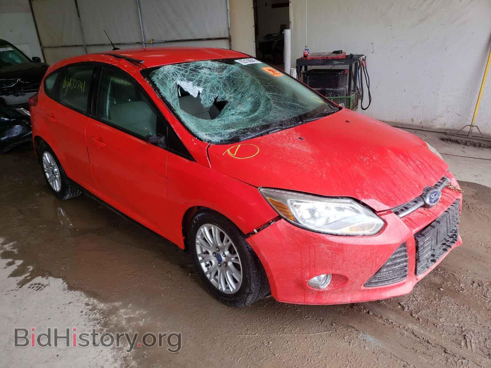 Photo 1FAHP3K28CL185647 - FORD FOCUS 2012