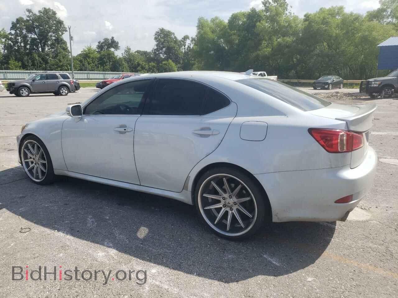 2011 LEXUS IS - VIN: JTHBF5C24B5146844 - Фото 2