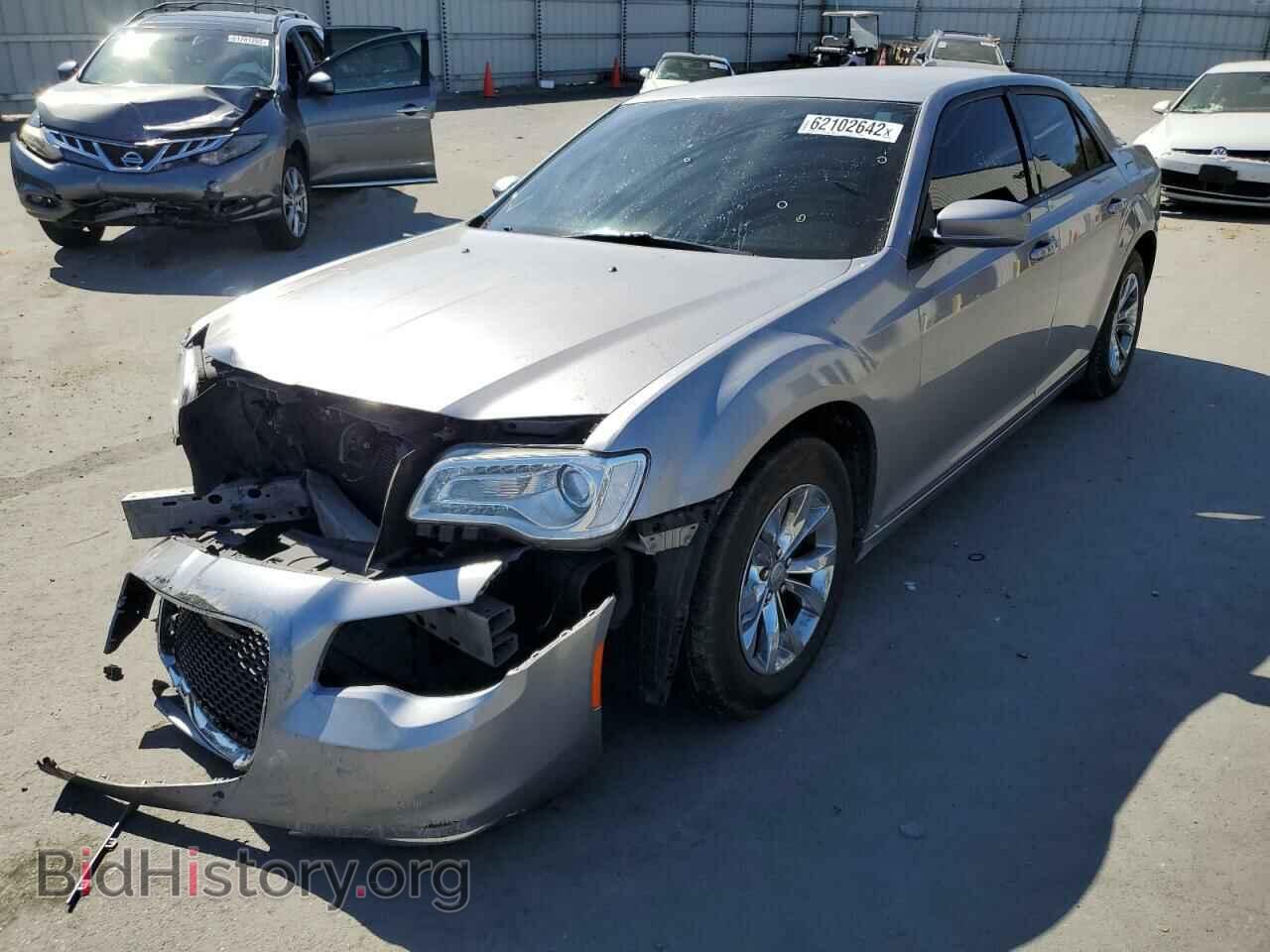 2015 CHRYSLER 300 - VIN: 2C3CCAAG7FH893699 - Фото 2