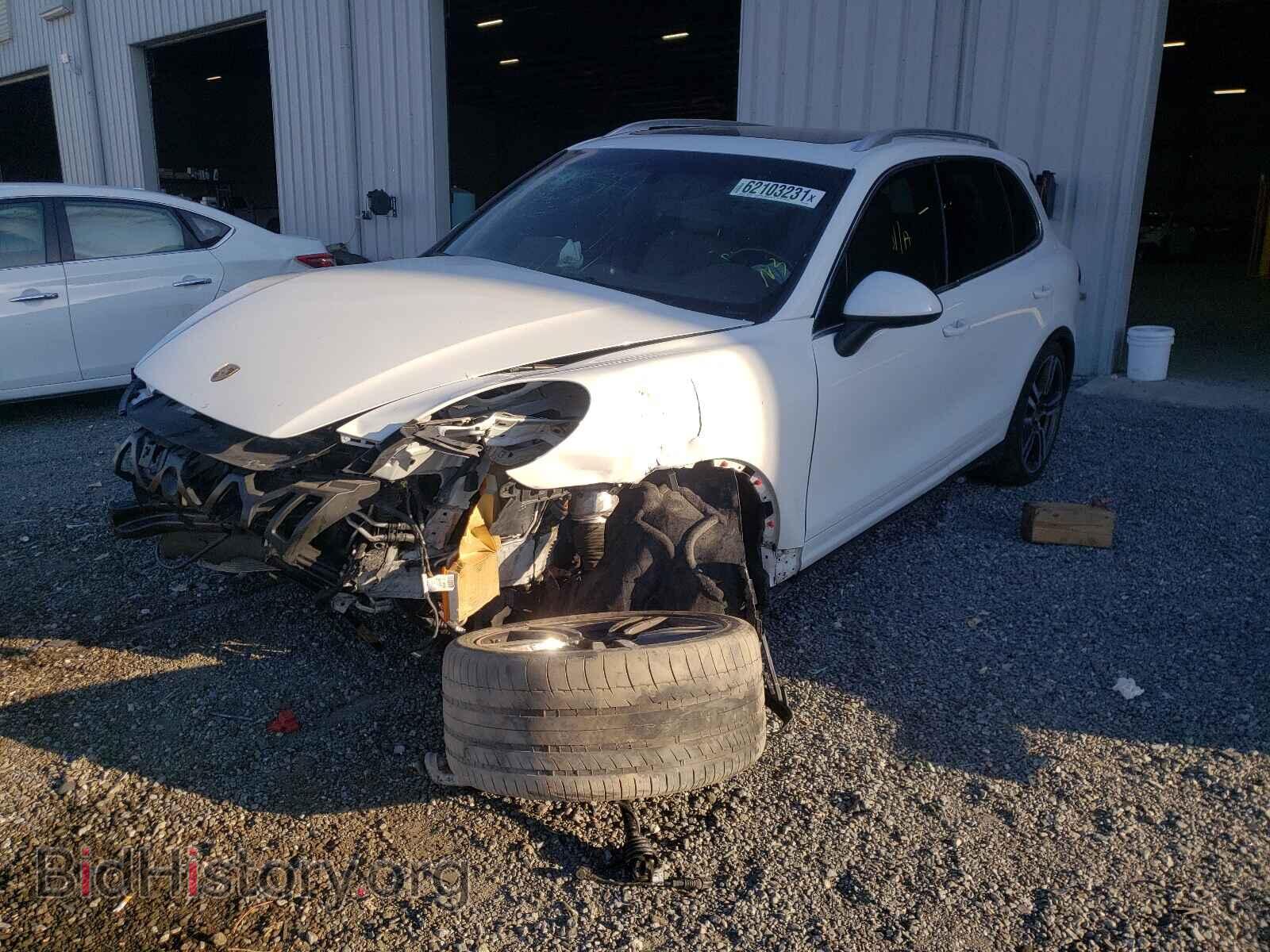2012 PORSCHE CAYENNE - VIN: WP1AB2A25CLA47746 - Фото 2