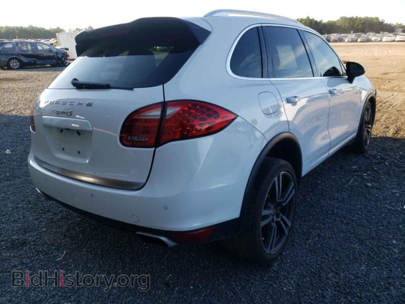 2012 Porsche CAYENNE (VIN WP1AB2A25CLA47746) — photo 4 of 10