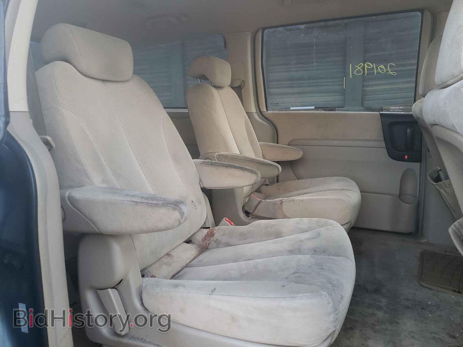 2007 HYUNDAI ENTOURAGE - VIN: KNDMC233676012803 - Фото 6