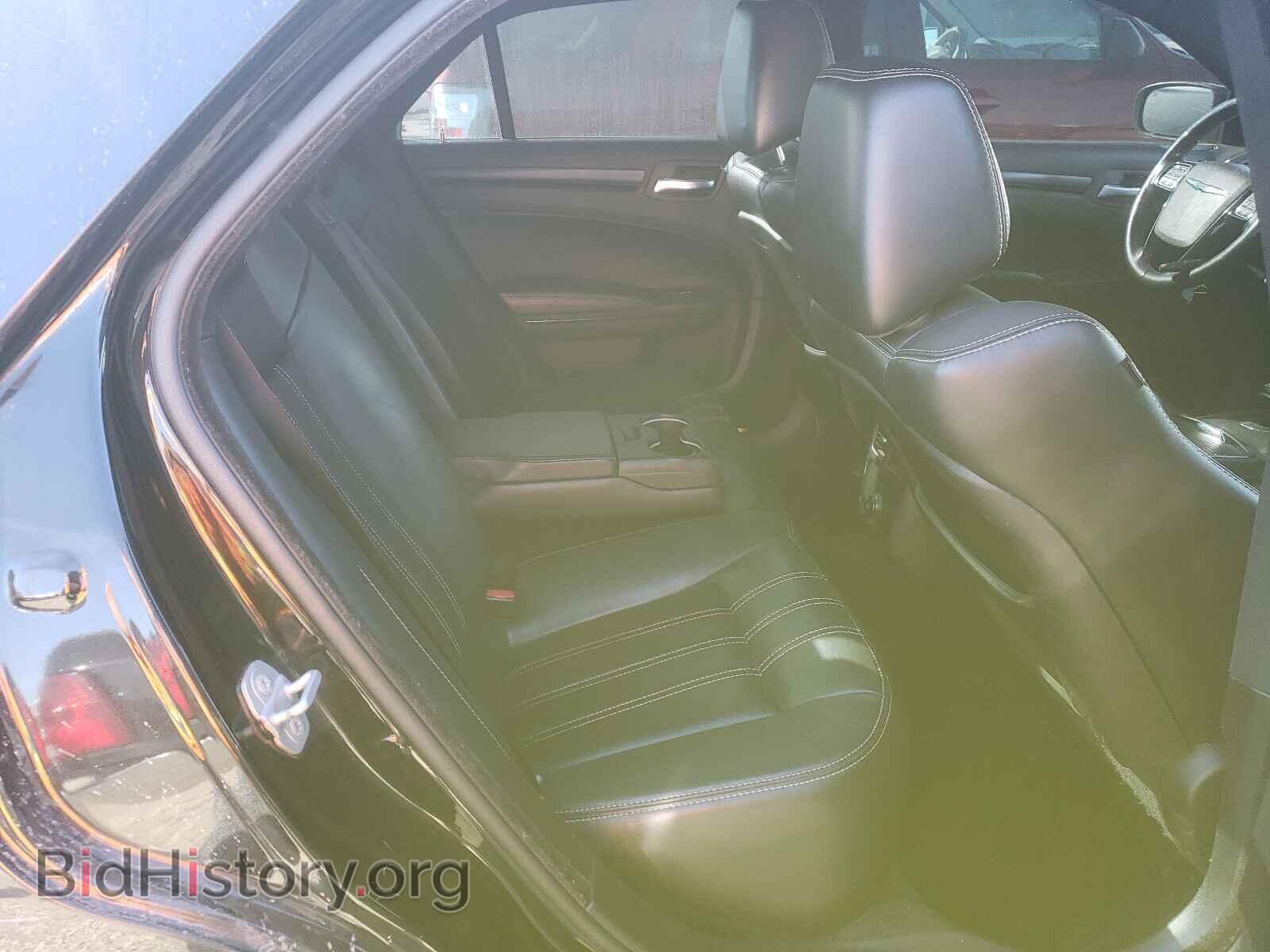 2014 CHRYSLER 300 - VIN: 2C3CCAGG9EH365801 - Фото 6