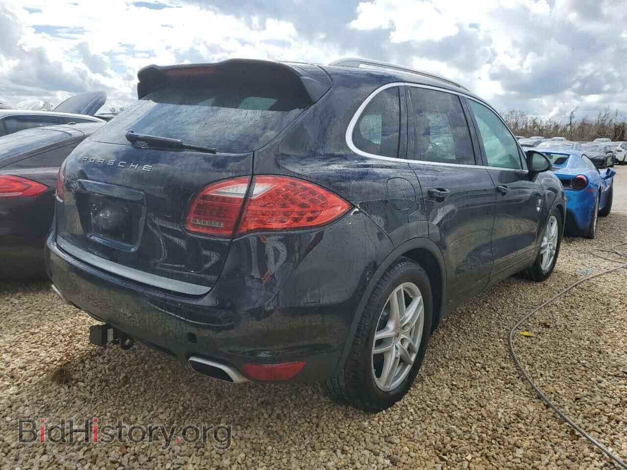 2011 PORSCHE CAYENNE - VIN: WP1AB2A23BLA52605 - Photo 4