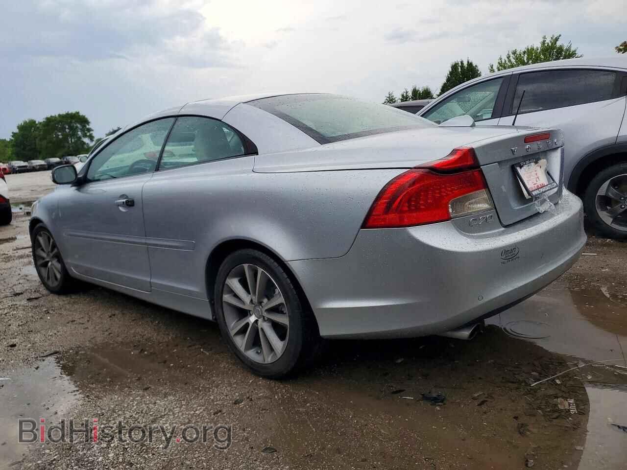 2013 VOLVO C70 - VIN: YV1672MC3DJ140432 - Photo 2