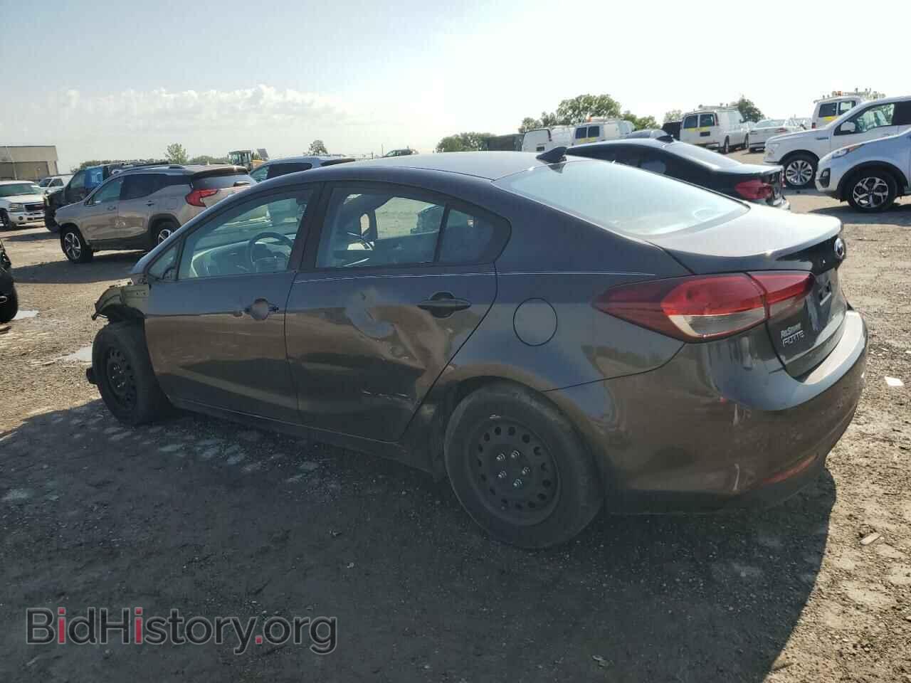 2017 KIA FORTE - VIN: 3KPFK4A71HE041120 - Фото 2
