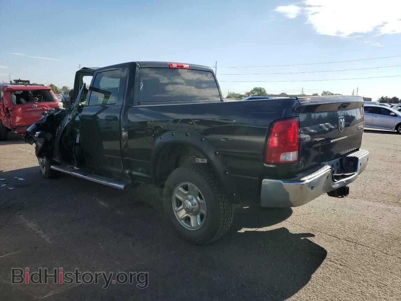 2017 RAM All Models - VIN: 3C6UR5CJ5HG568770 - Фото 2