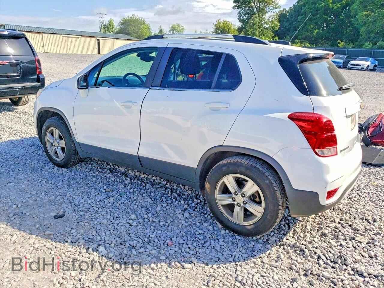2017 CHEVROLET TRAX - VIN: 3GNCJPSB3HL145296 - Photo 2