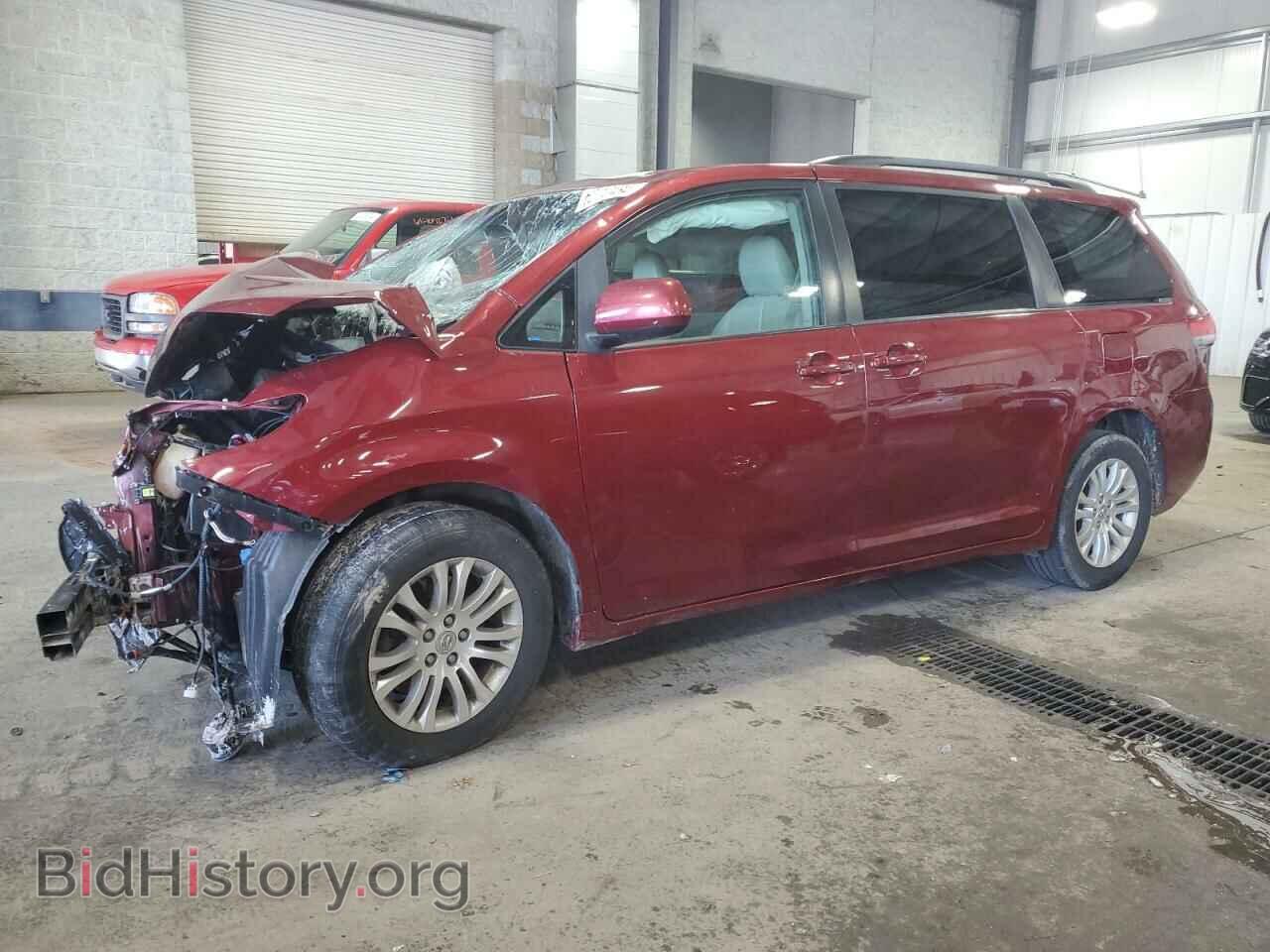 Photo 5TDYK3DC3DS379727 - TOYOTA All Models 2013