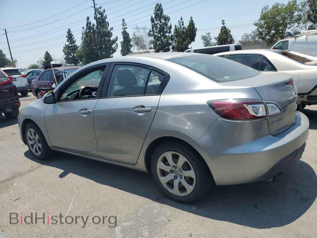 2011 MAZDA 3 - VIN: JM1BL1UG9B1370292 - Фото 2