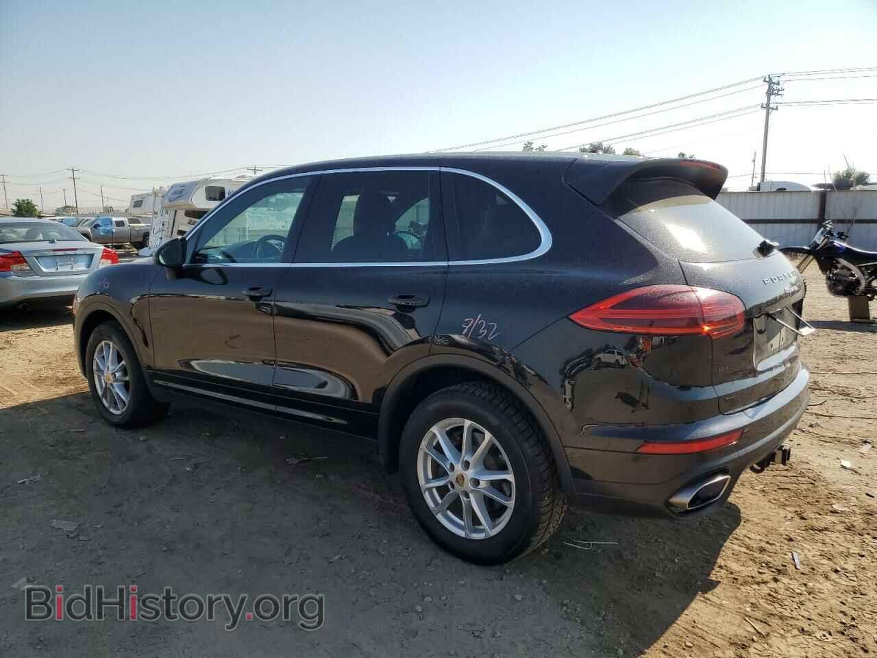 2016 PORSCHE CAYENNE - VIN: WP1AA2A2XGKA11114 - Photo 2