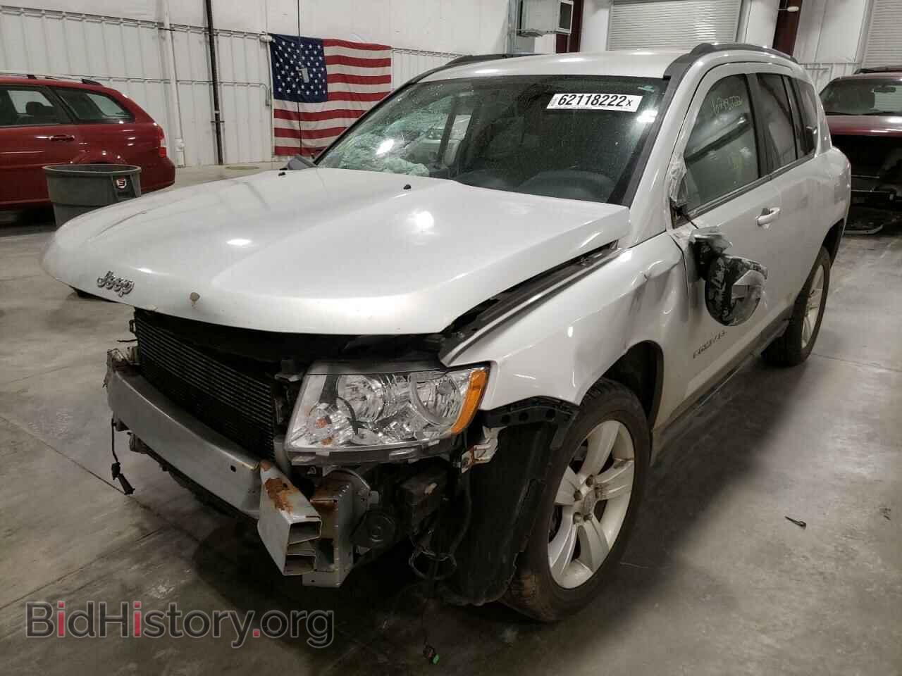 2011 JEEP COMPASS - VIN: 1J4NF1FB2BD197035 - Photo 2
