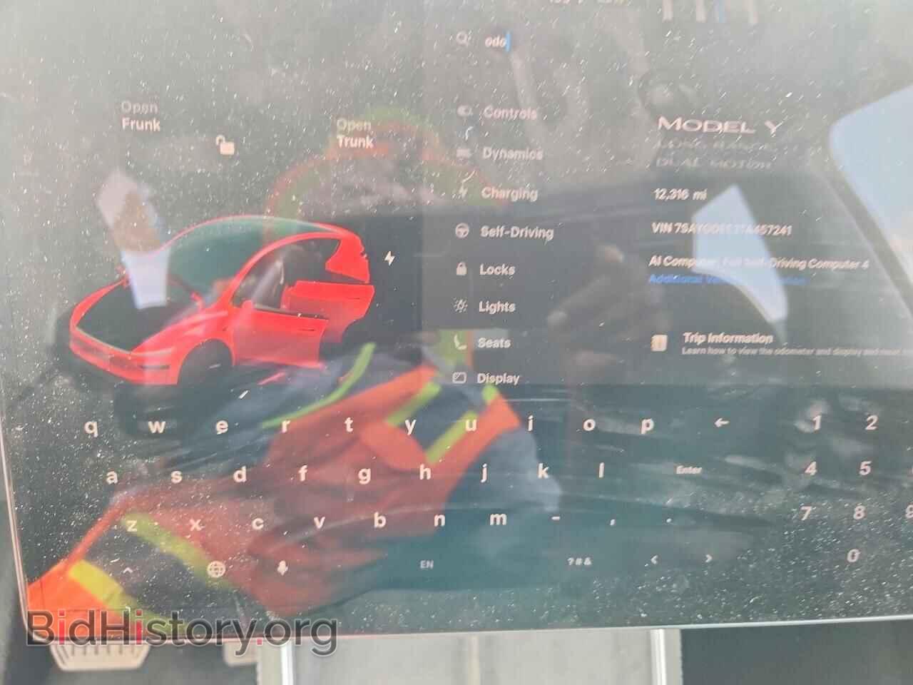 2026 TESLA MODEL Y - VIN: 7SAYGDEE3TA457241 - Photo 9