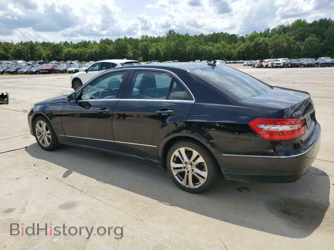 2011 MERCEDES-BENZ E-CLASS - VIN: WDDHF8HB2BA434977 - Фото 2