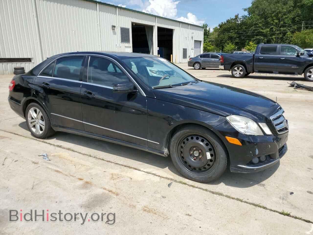 2011 MERCEDES-BENZ E-CLASS - VIN: WDDHF8HB2BA434977 - Фото 4