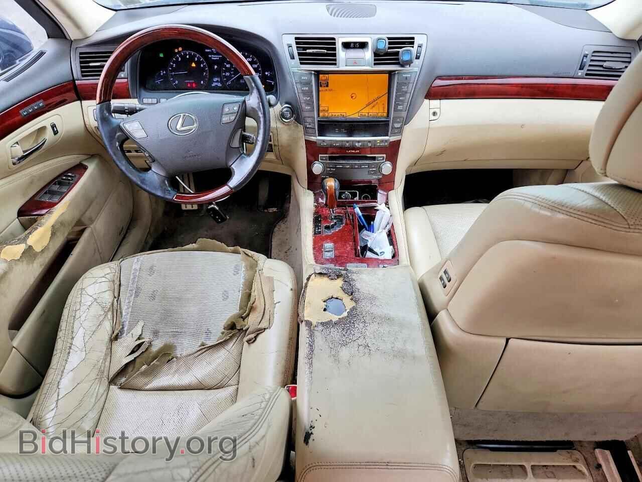 2011 LEXUS LS460 - VIN: JTHCL5EF6B5012057 - Photo 8