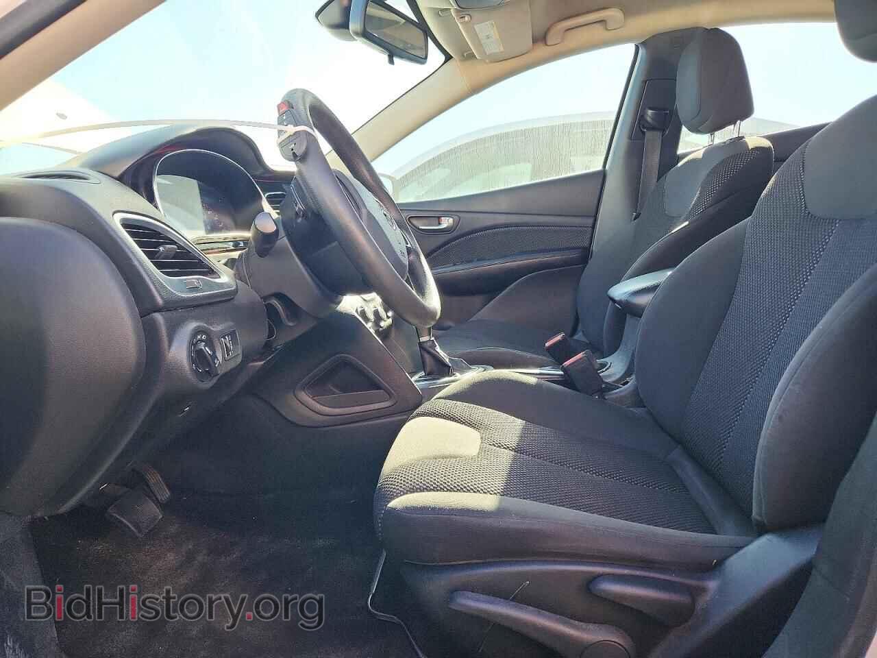 2016 Dodge DART (VIN 1C3CDFFA5GD818495) — фото 7 из 12