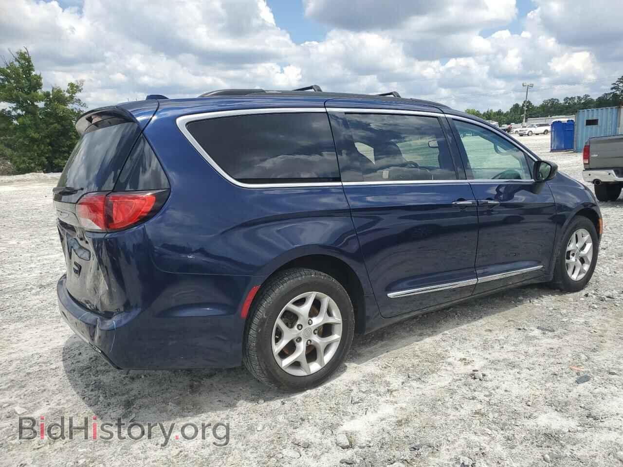2017 CHRYSLER PACIFICA - VIN: 2C4RC1BG5HR796910 - Фото 3