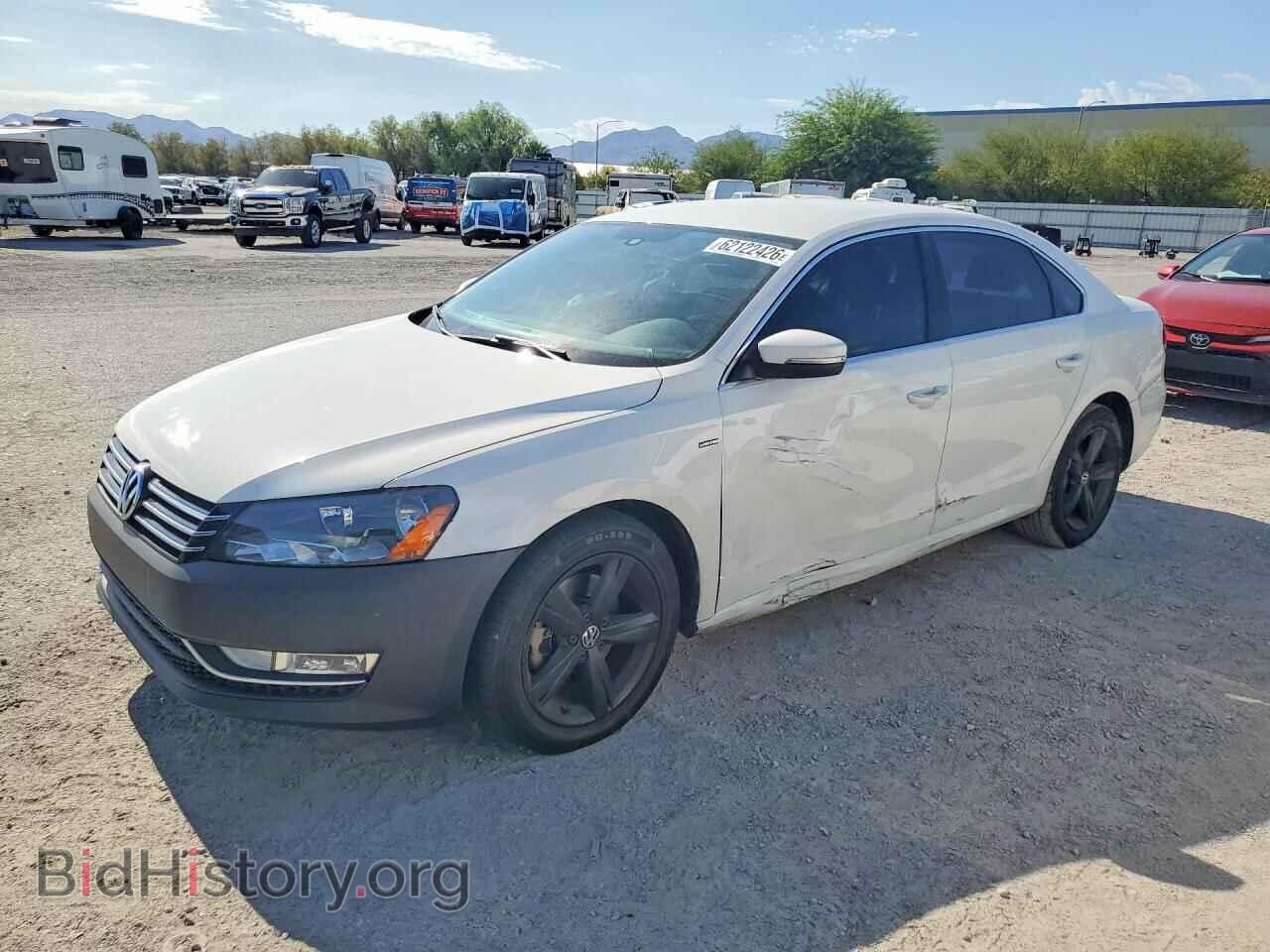 Photo 1VWAT7A38FC109761 - VOLKSWAGEN PASSAT 2015