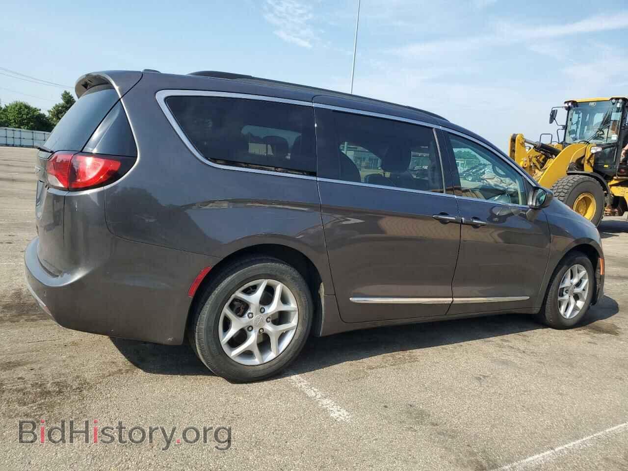 2017 CHRYSLER PACIFICA - VIN: 2C4RC1BG2HR820550 - Фото 3
