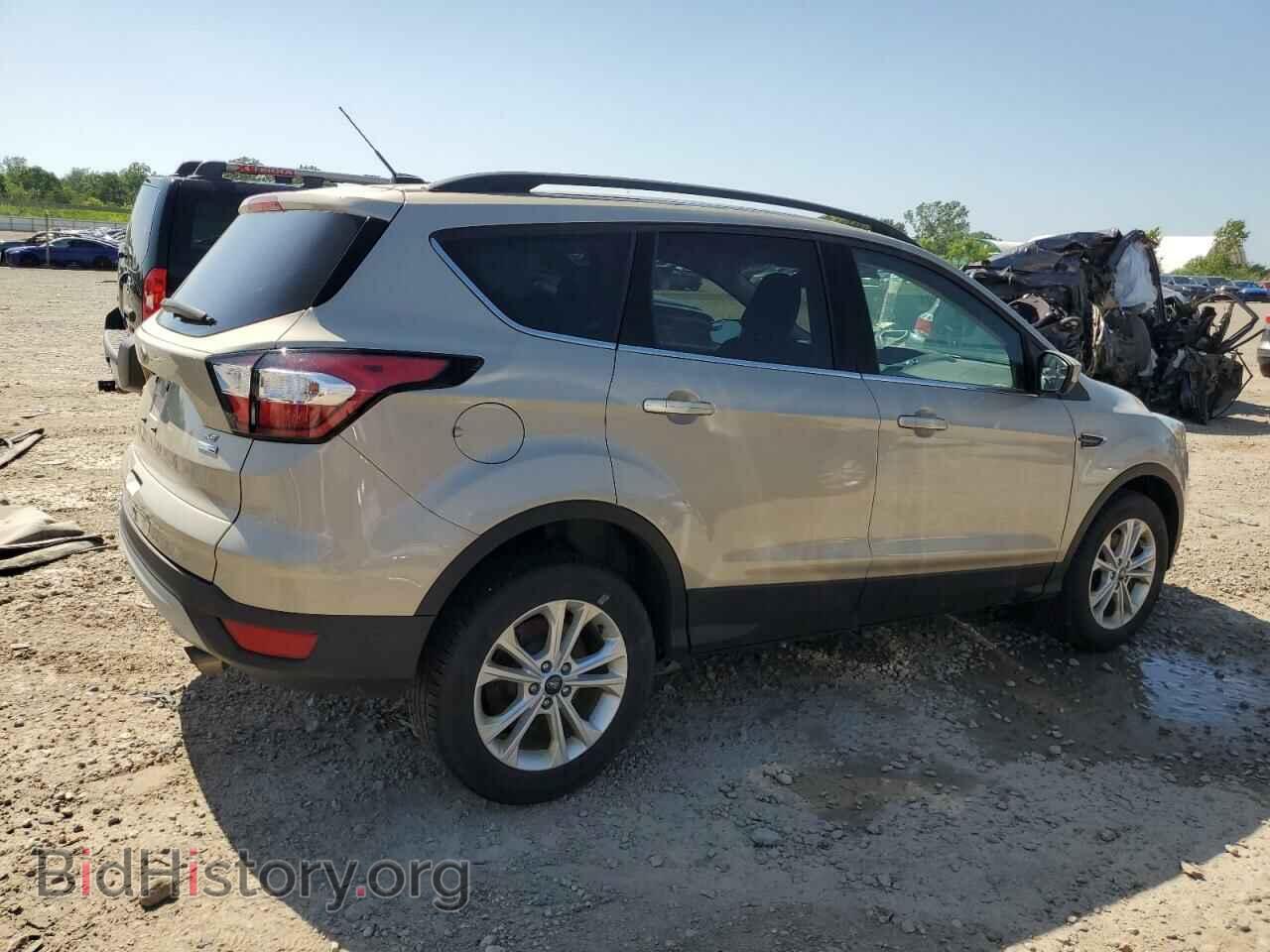 2018 FORD ESCAPE - VIN: 1FMCU9GD7JUB41331 - Фото 3