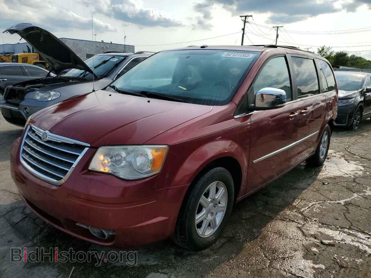 Photo 2A4RR8D16AR398623 - CHRYSLER MINIVAN 2010