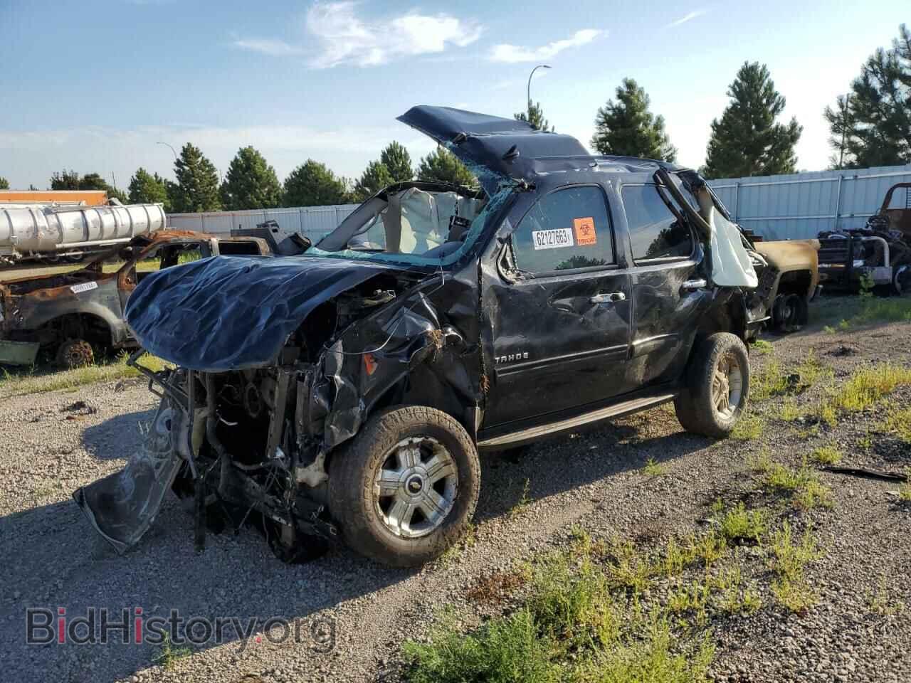 Фотография 1GNUKBE08AR132041 - CHEVROLET TAHOE 2010