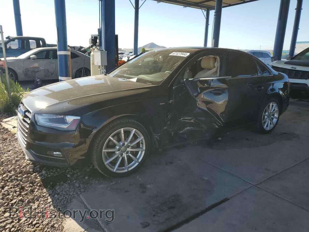 Photo WAUFFAFL6FN028913 - AUDI A4 2015