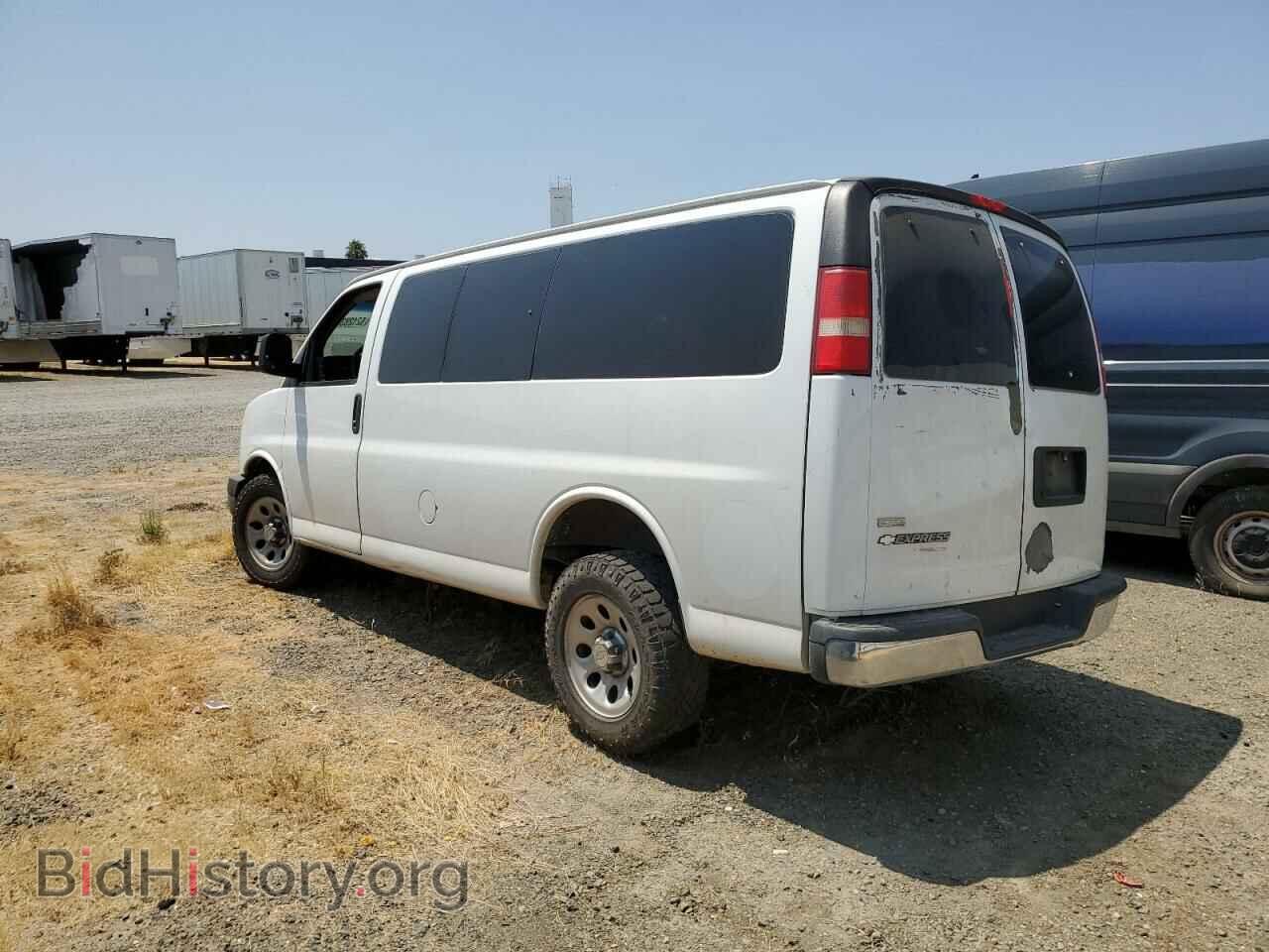 2010 CHEVROLET EXPRESS - VIN: 1GNUHCD49A1180624 - Фото 2