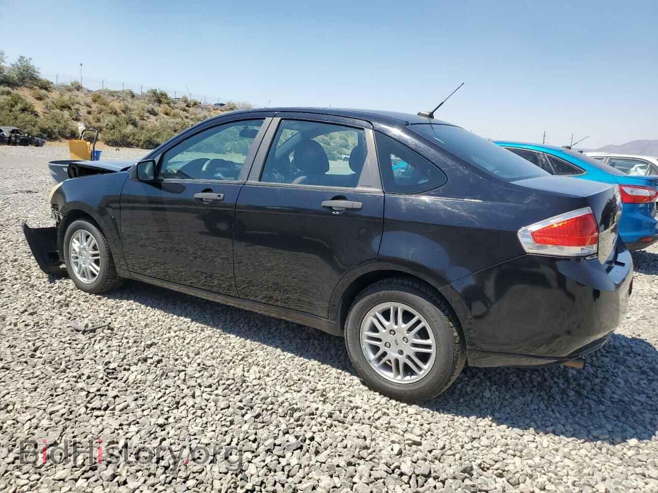 2011 FORD FOCUS - VIN: 1FAHP3FN1BW151972 - Фото 2