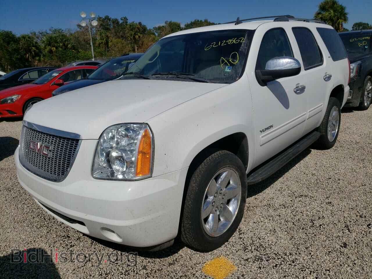 2013 GMC YUKON - VIN: 1GKS2CE09DR354330 - Фото 2