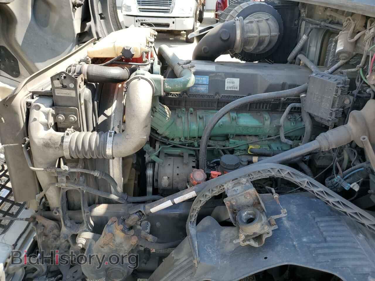 2016 VOLVO VN - VIN: 4V4NC9EJ5GN942291 - Фото 7