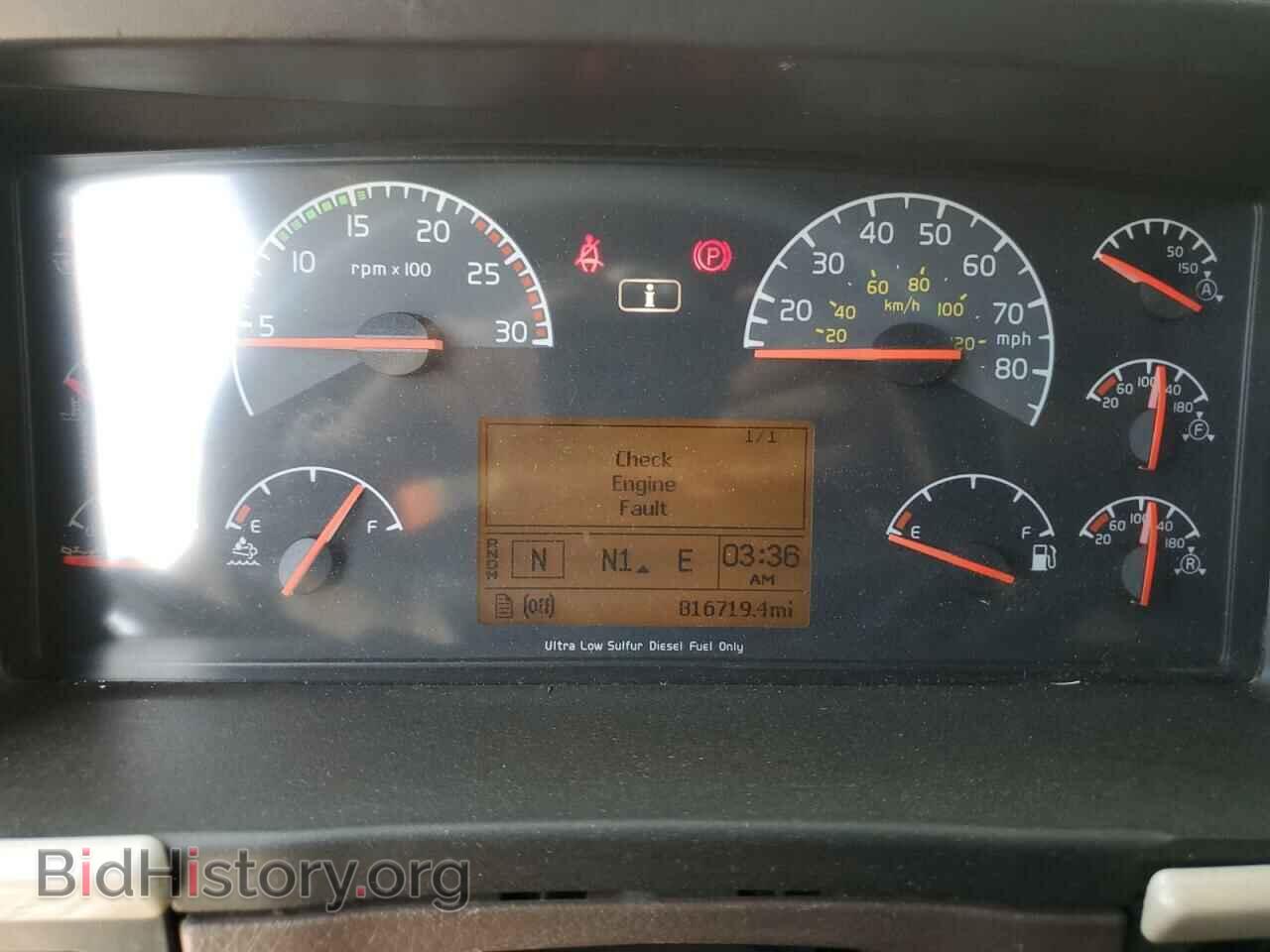2016 VOLVO VN - VIN: 4V4NC9EJ5GN942291 - Фото 8