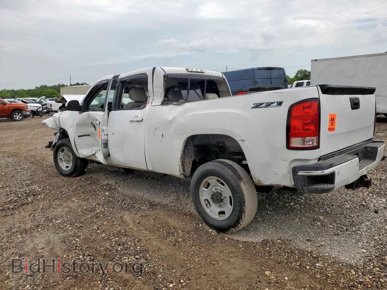 2011 GMC SIERRA - VIN: 1GT121C8XBF125416 - Фото 2