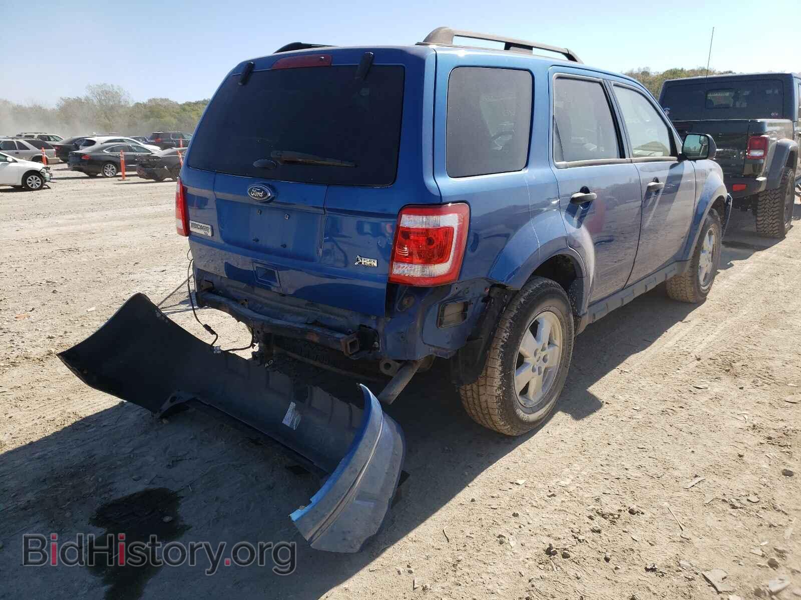 2011 FORD ESCAPE - VIN: 1FMCU0DG4BKB13378 - Фото 4
