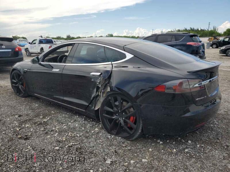 2016 Tesla MODEL S (VIN 5YJSA1E26GF138952) — фото 2 из 12