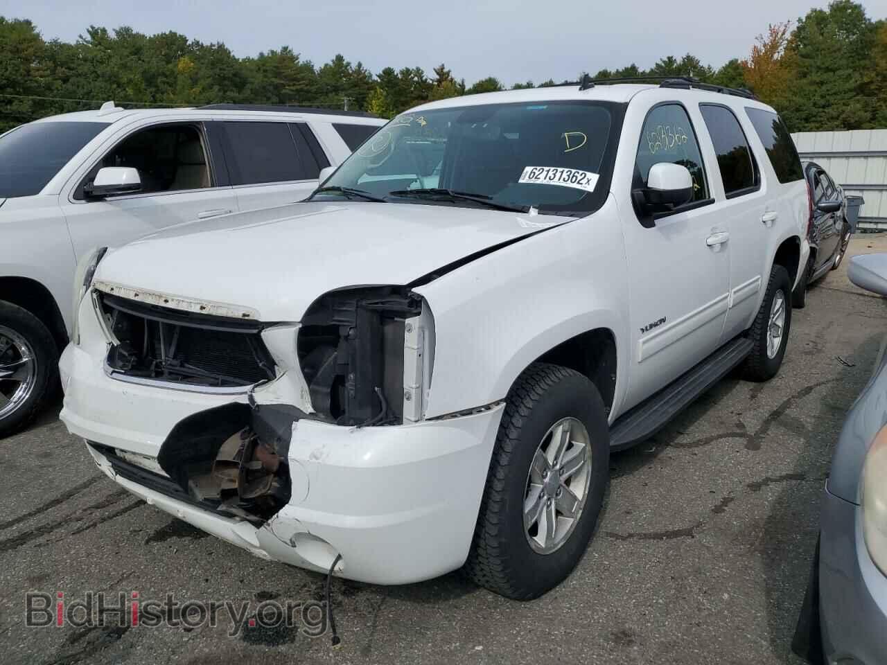 2011 GMC YUKON - VIN: 1GKS2AE03BR390886 - Фото 2