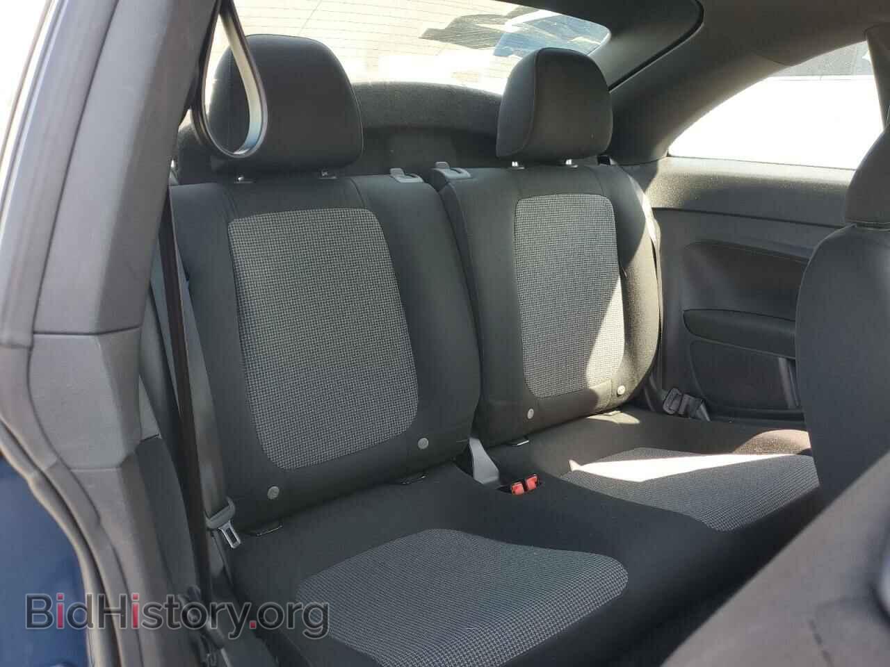 2017 VOLKSWAGEN BEETLE - VIN: 3VWF17AT4HM604780 - Фото 10