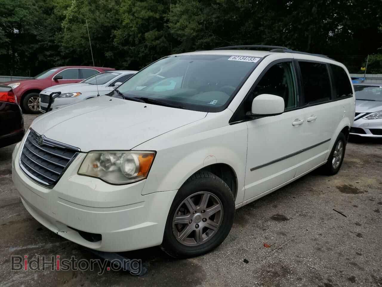 Photo 2A4RR5D17AR305588 - CHRYSLER MINIVAN 2010