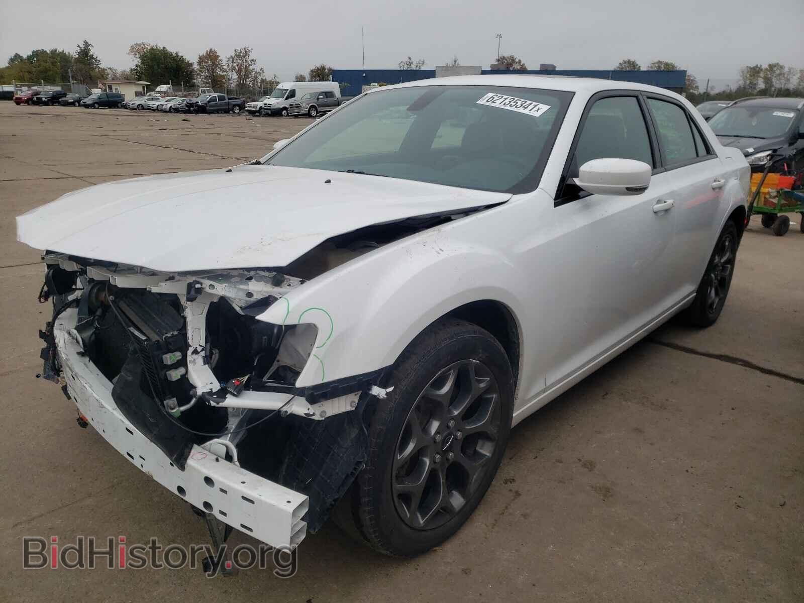 2017 CHRYSLER 300 - VIN: 2C3CCAGG7HH508314 - Photo 2