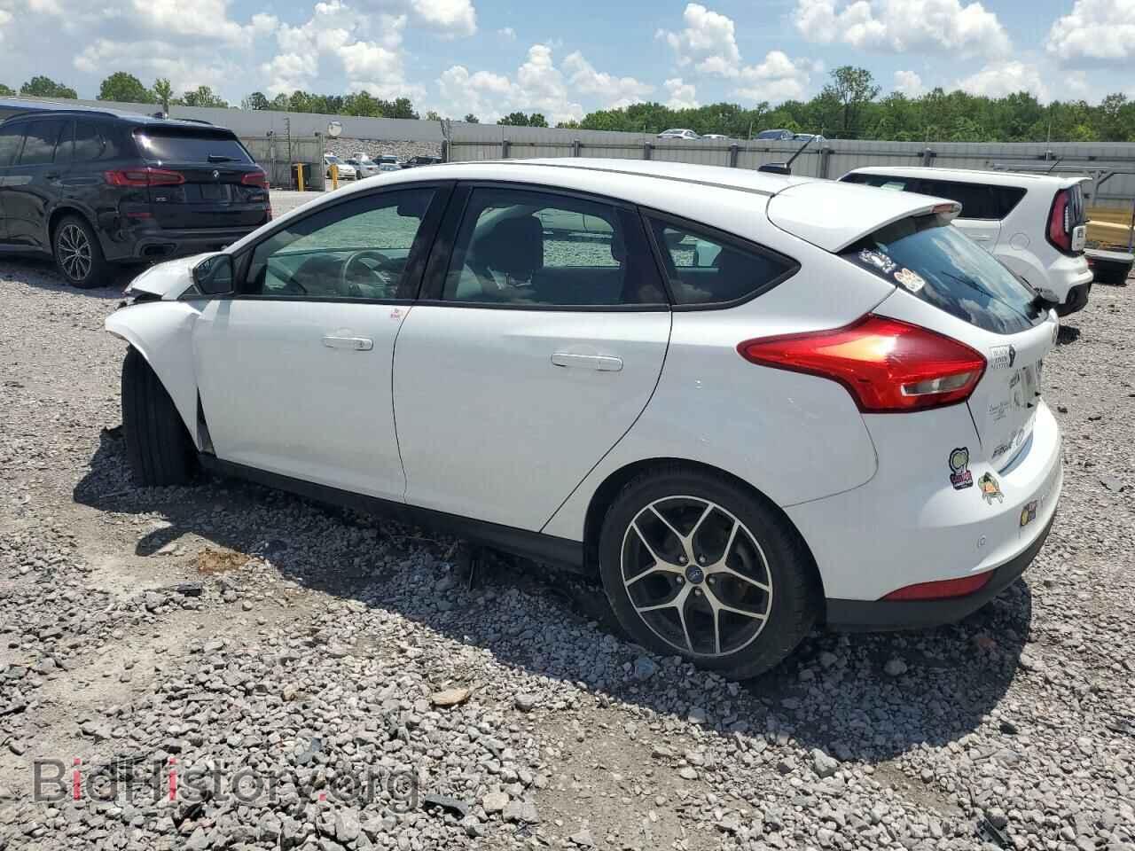 2017 FORD FOCUS - VIN: 1FADP3M23HL251234 - Фото 2