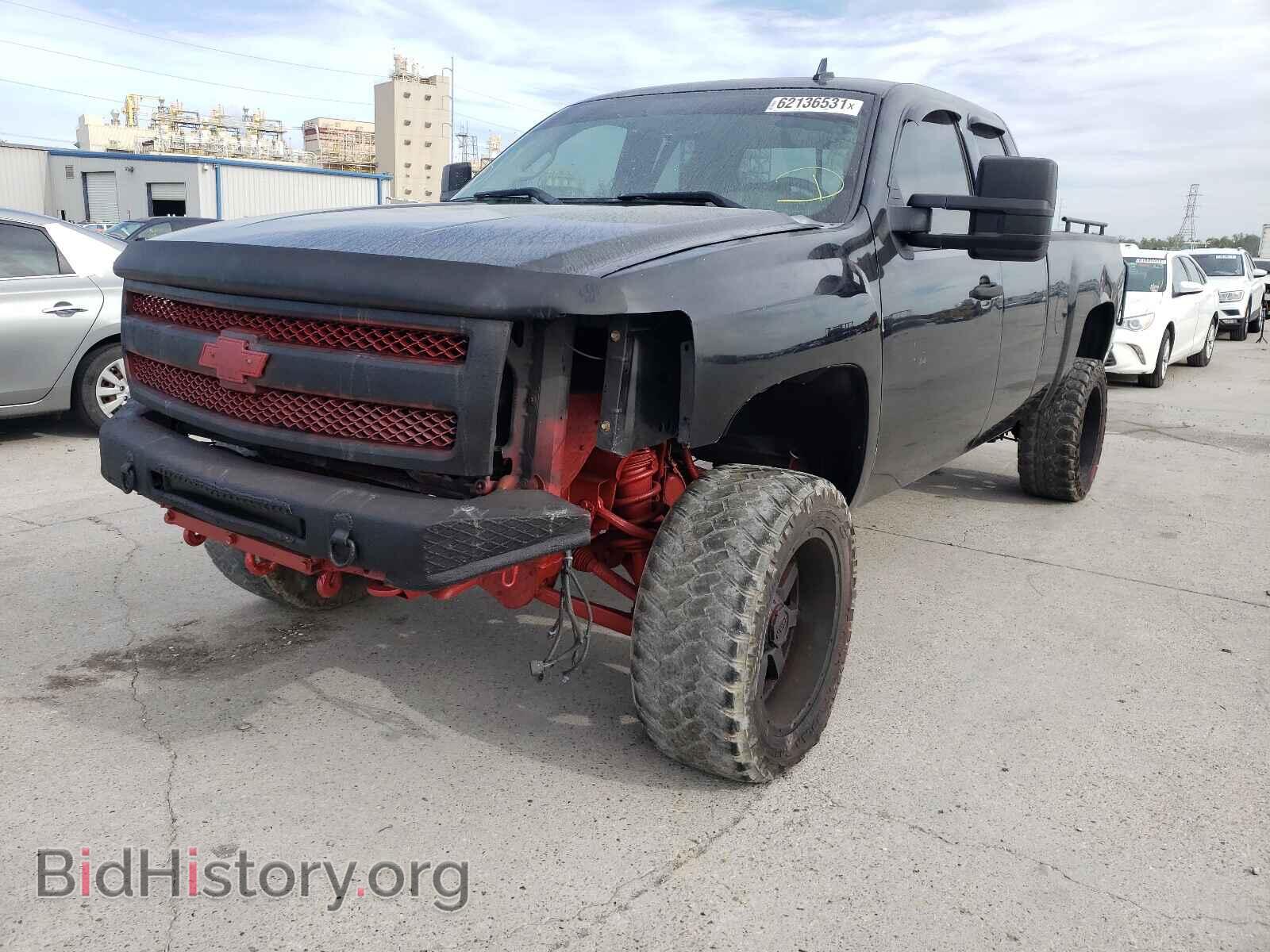 2013 CHEVROLET SILVERADO - VIN: 1GCRCSE05DZ115407 - Фото 2